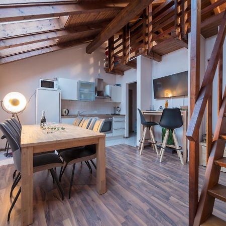 Vila Bovec Sky Mansard Apartment ภายนอก รูปภาพ