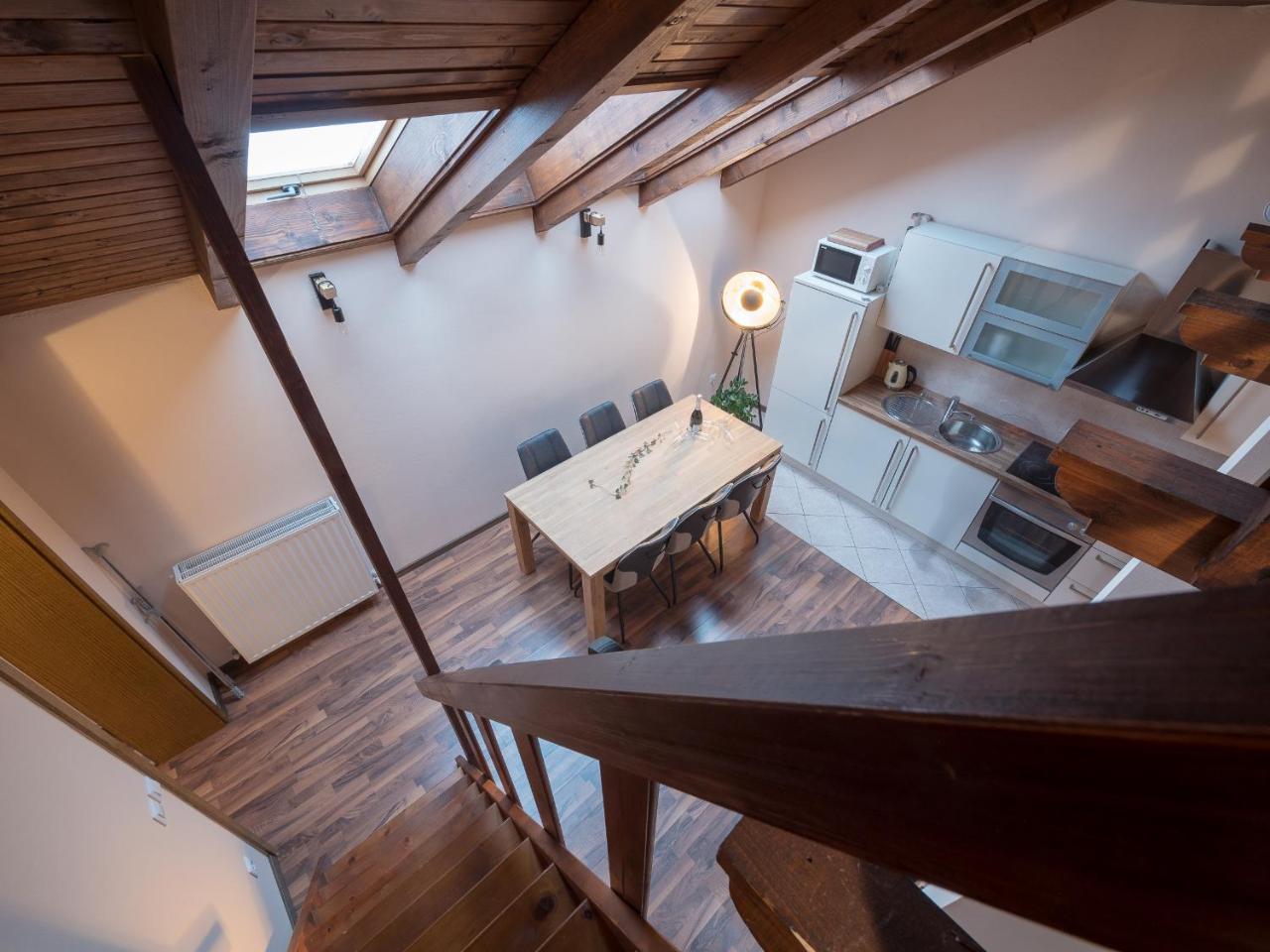 Vila Bovec Sky Mansard Apartment ภายนอก รูปภาพ
